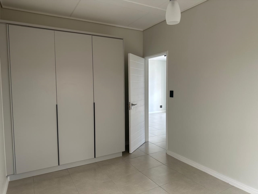 To Let 2 Bedroom Property for Rent in Linbro Park Gauteng