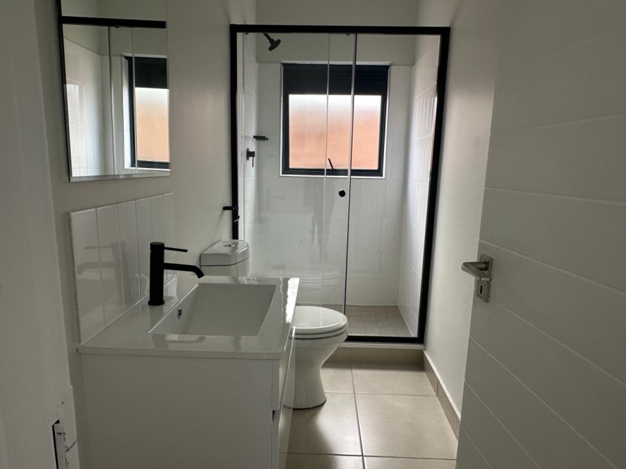 To Let 2 Bedroom Property for Rent in Linbro Park Gauteng