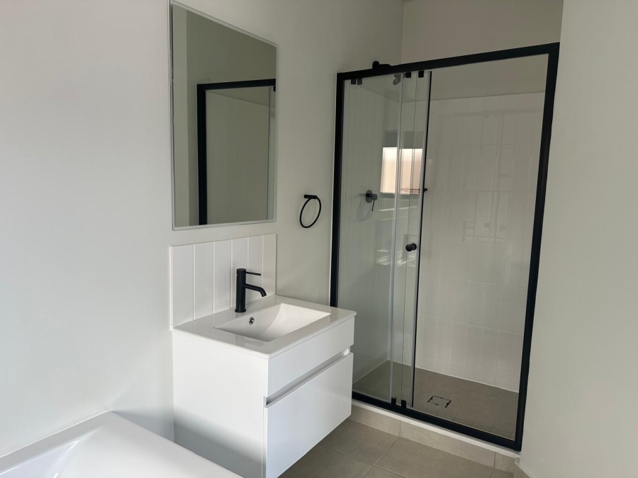 To Let 2 Bedroom Property for Rent in Linbro Park Gauteng