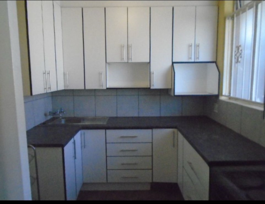 2 Bedroom Property for Sale in Sunnyside Gauteng