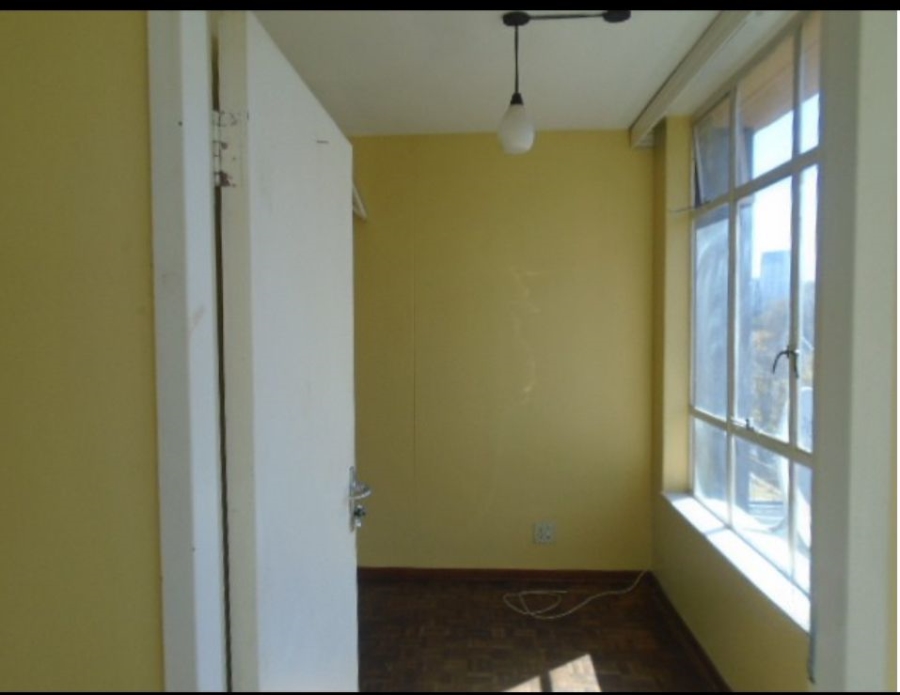 2 Bedroom Property for Sale in Sunnyside Gauteng