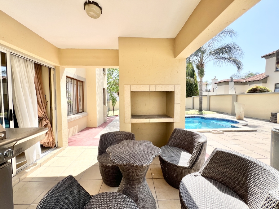 4 Bedroom Property for Sale in Country View Gauteng
