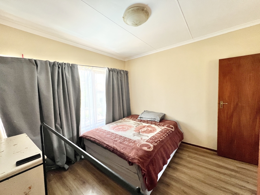 4 Bedroom Property for Sale in Country View Gauteng