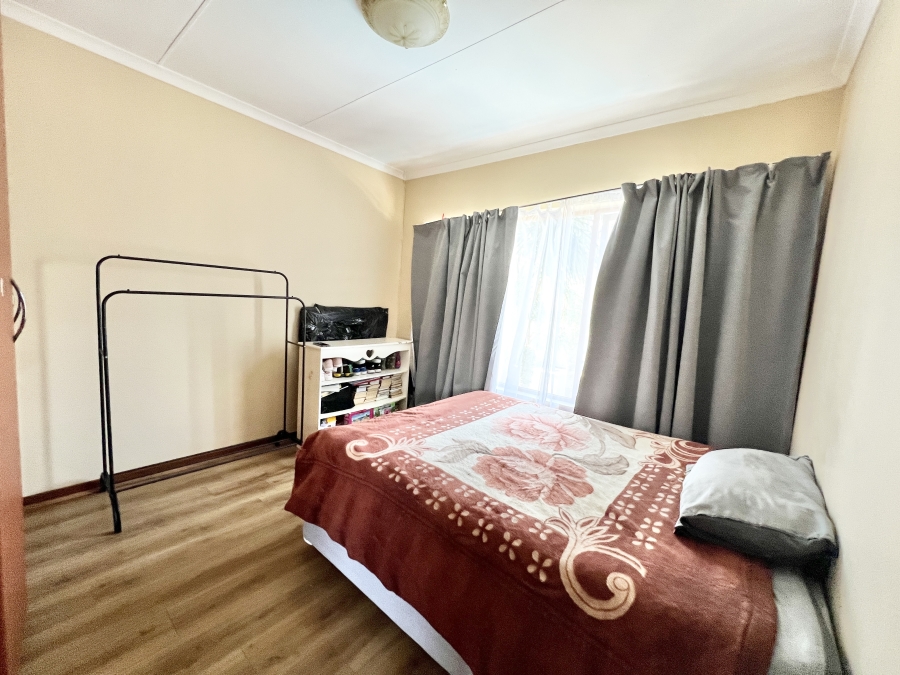 4 Bedroom Property for Sale in Country View Gauteng