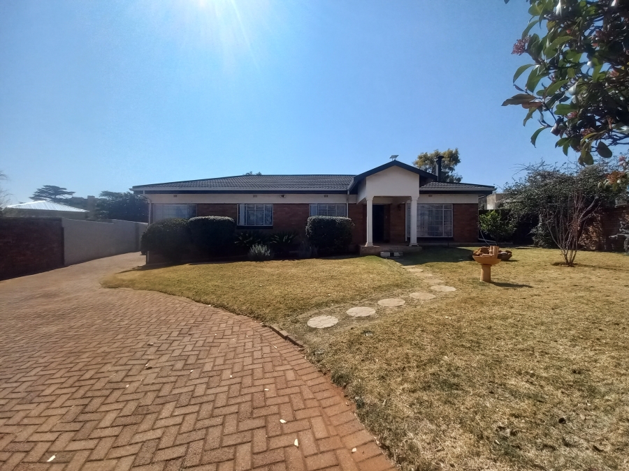 4 Bedroom Property for Sale in West Turffontein Gauteng