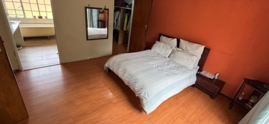 4 Bedroom Property for Sale in Glen Austin Gauteng