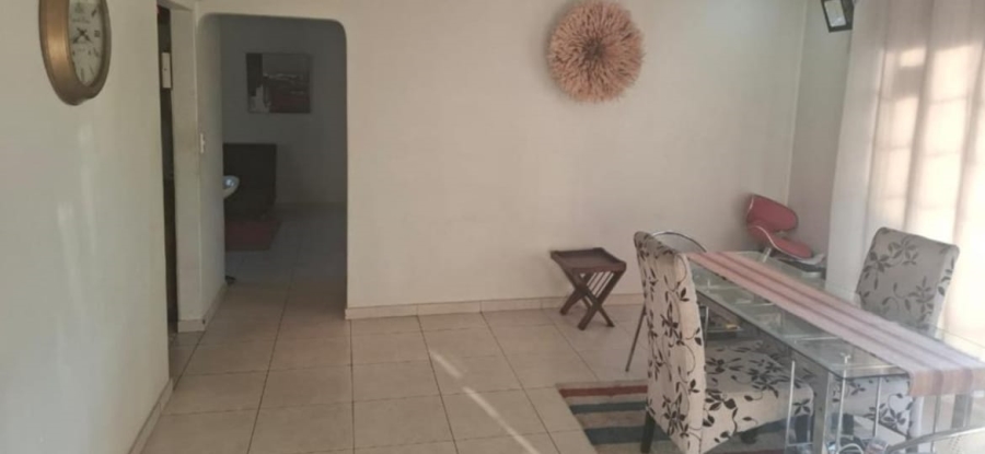 4 Bedroom Property for Sale in Glen Austin Gauteng