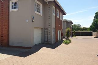 3 Bedroom Property for Sale in Eveleigh Gauteng