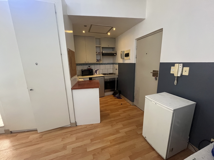 1 Bedroom Property for Sale in Braamfontein Gauteng
