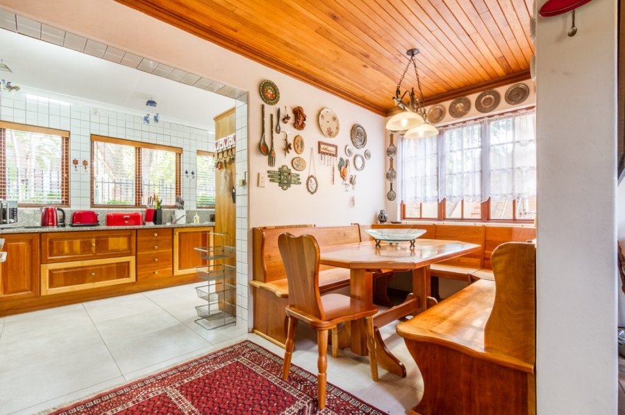 4 Bedroom Property for Sale in Wapadrand Gauteng