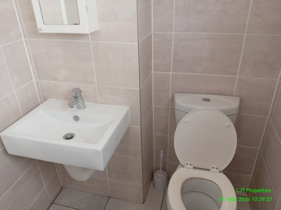 To Let 1 Bedroom Property for Rent in Witfield Gauteng