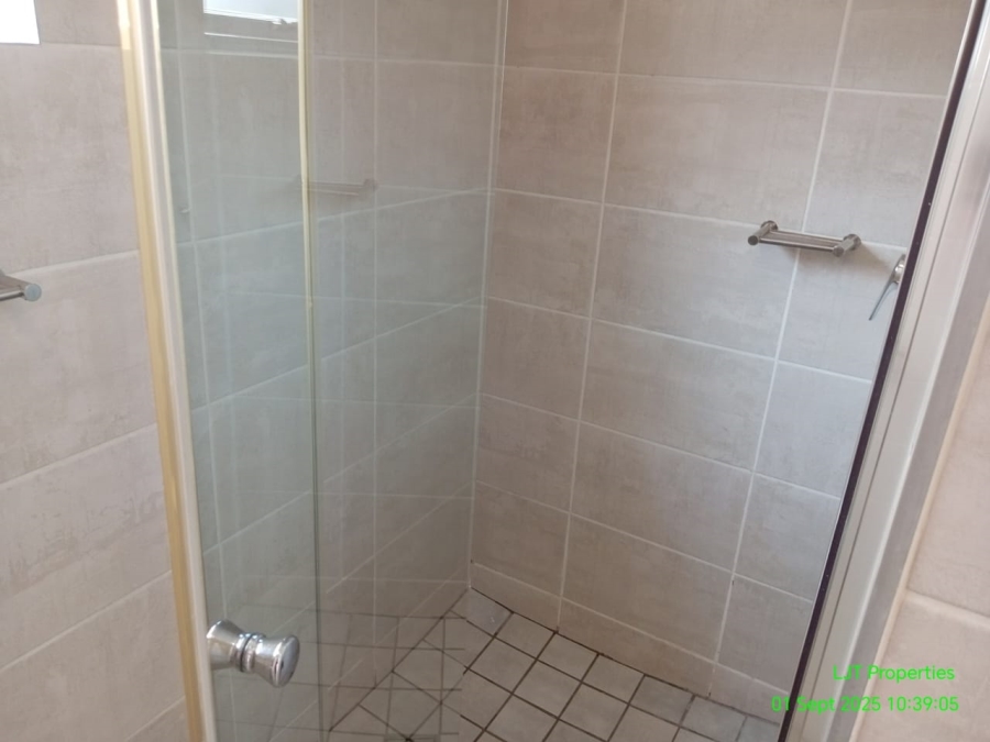 To Let 1 Bedroom Property for Rent in Witfield Gauteng