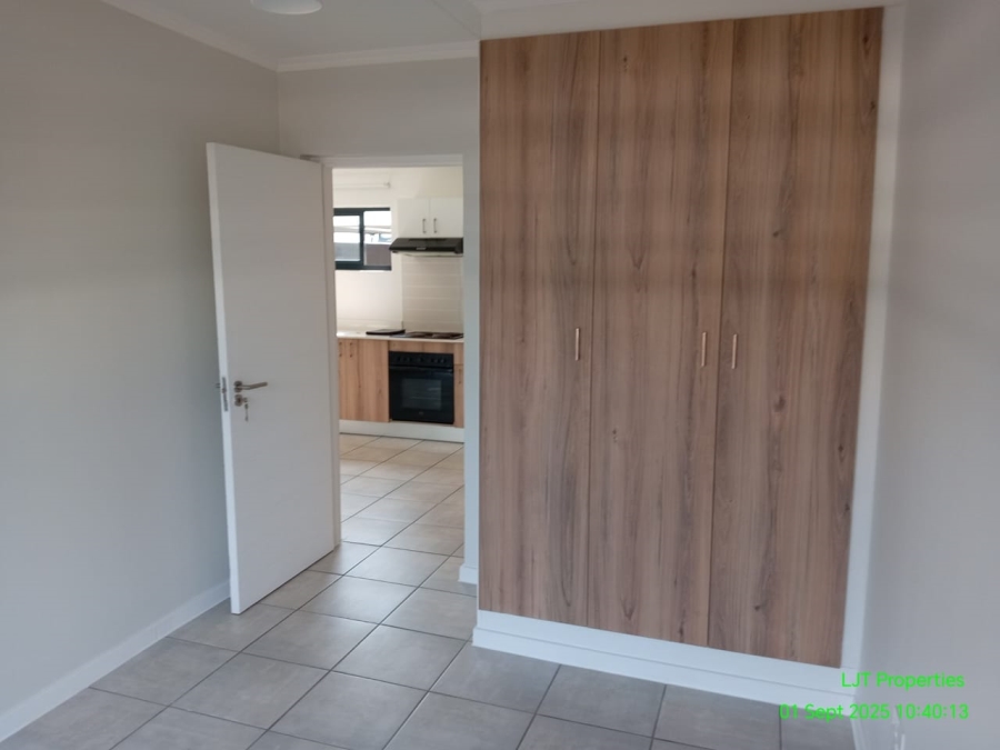 To Let 1 Bedroom Property for Rent in Witfield Gauteng