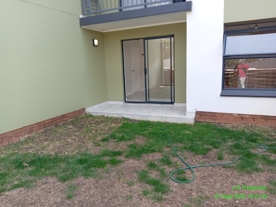 To Let 1 Bedroom Property for Rent in Witfield Gauteng