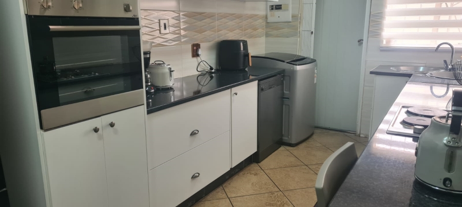 3 Bedroom Property for Sale in Sharon Park Gauteng