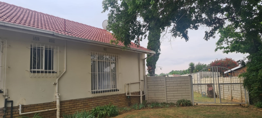 3 Bedroom Property for Sale in Sharon Park Gauteng