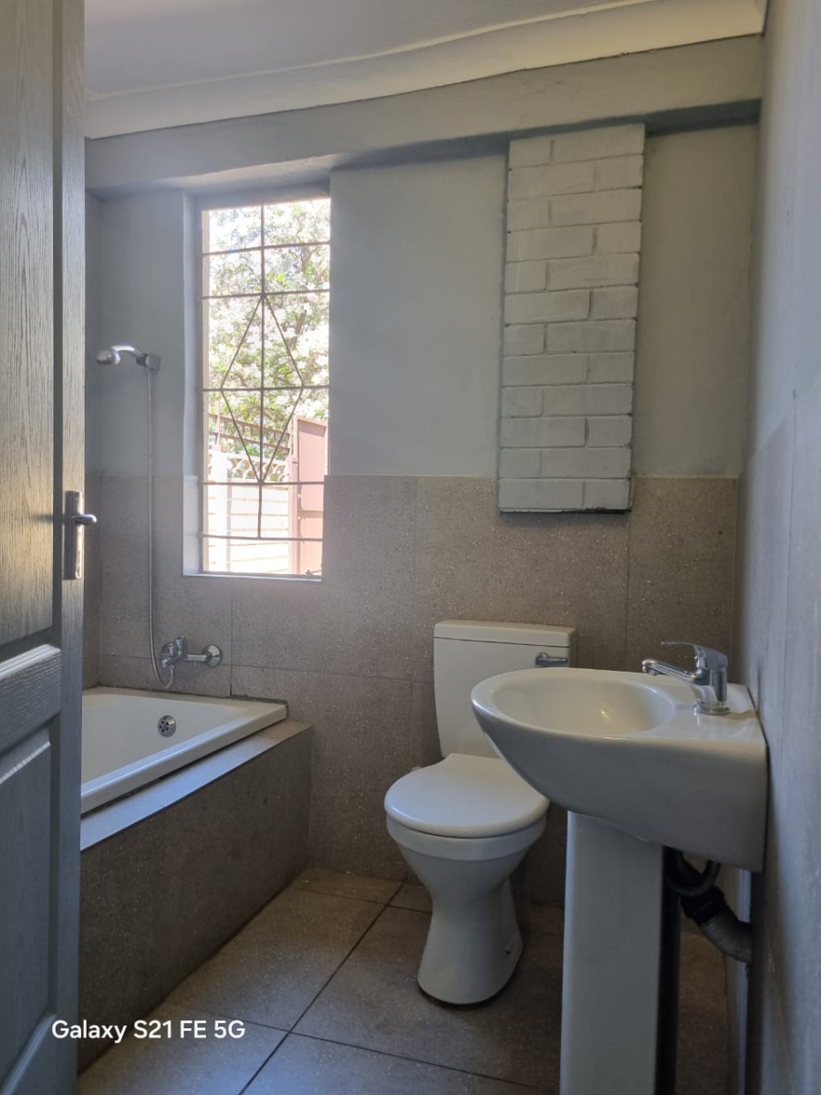 To Let 3 Bedroom Property for Rent in Kookrus Gauteng