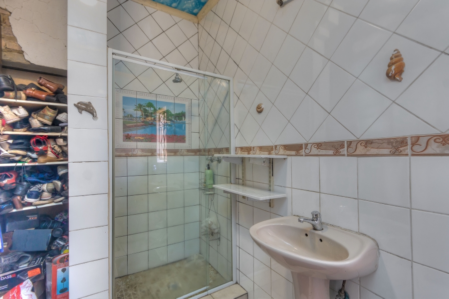 4 Bedroom Property for Sale in Lenasia Gauteng
