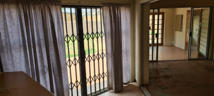 3 Bedroom Property for Sale in Ferryvale Gauteng