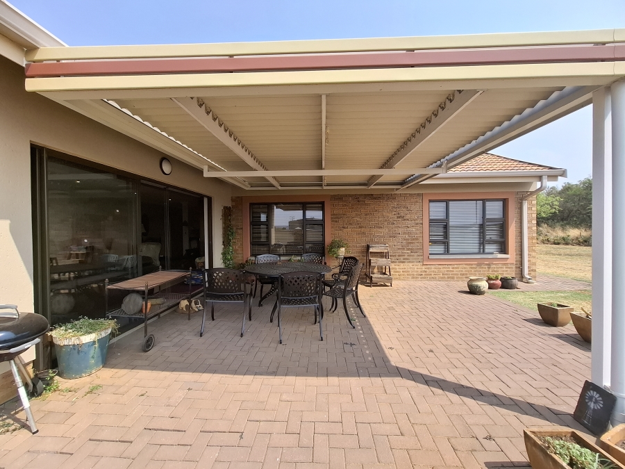 3 Bedroom Property for Sale in The Retreat Gauteng