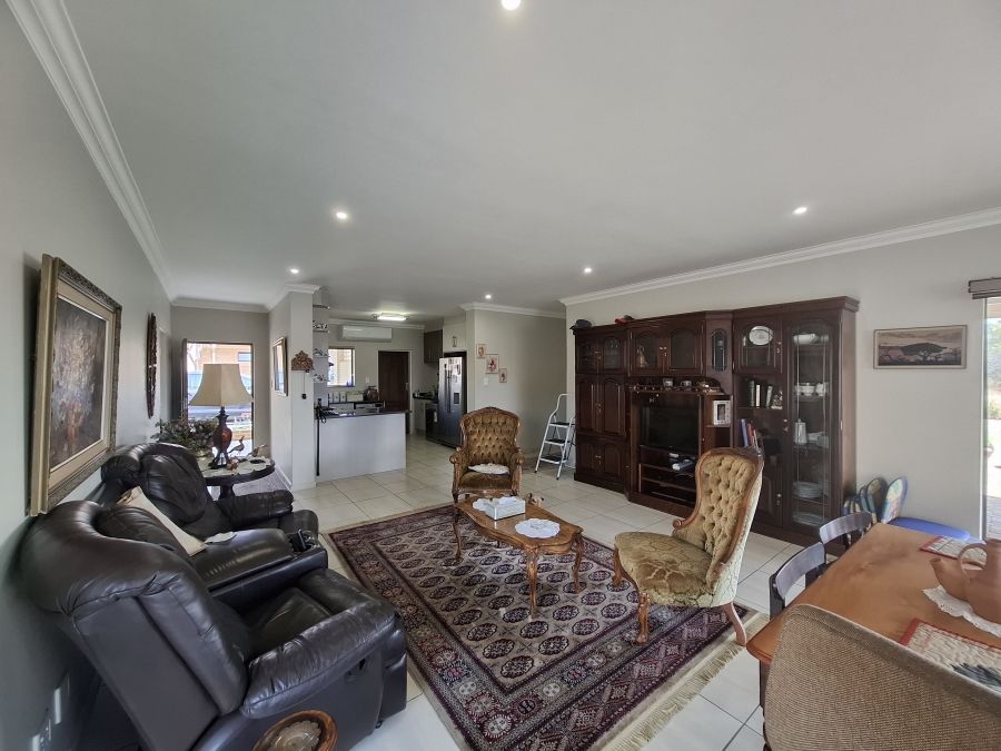 3 Bedroom Property for Sale in The Retreat Gauteng