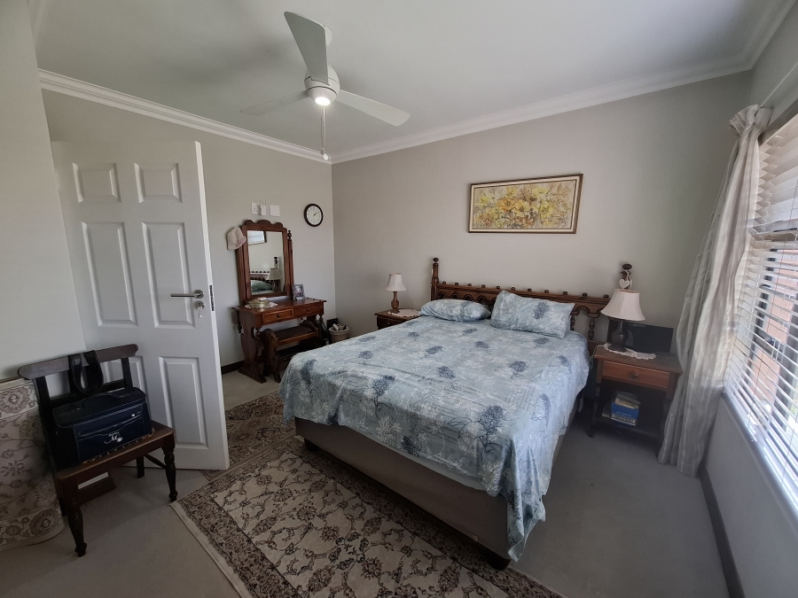 3 Bedroom Property for Sale in The Retreat Gauteng