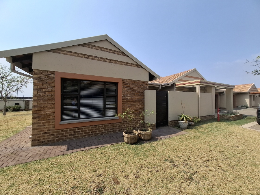 3 Bedroom Property for Sale in The Retreat Gauteng