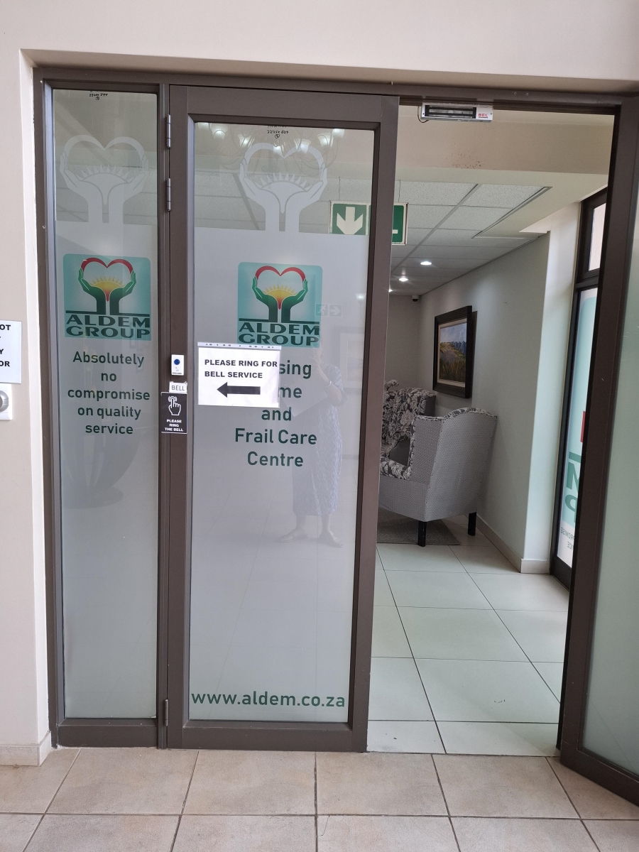 3 Bedroom Property for Sale in The Retreat Gauteng