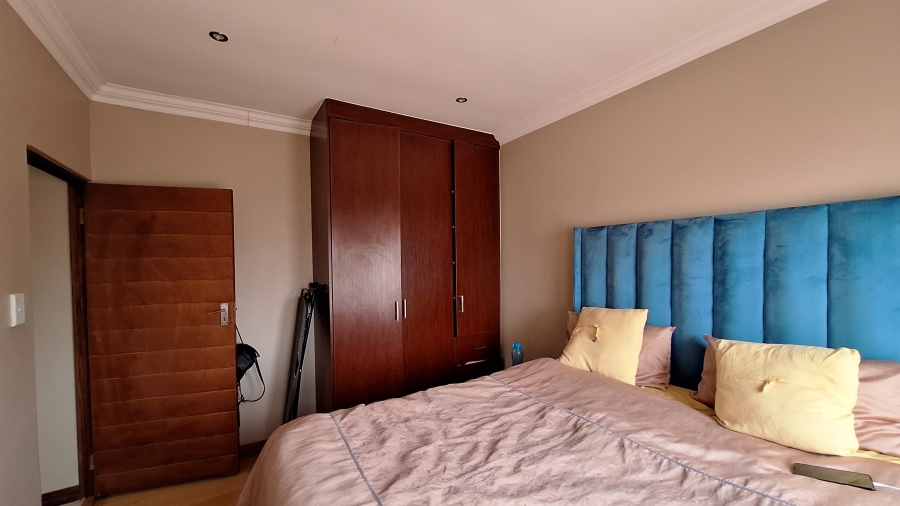 3 Bedroom Property for Sale in Thatchfield Estate Gauteng