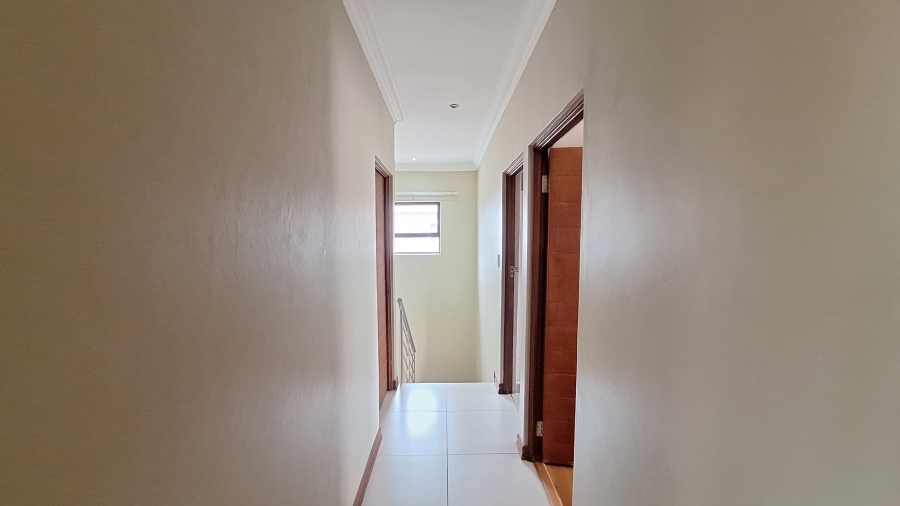 3 Bedroom Property for Sale in Thatchfield Estate Gauteng