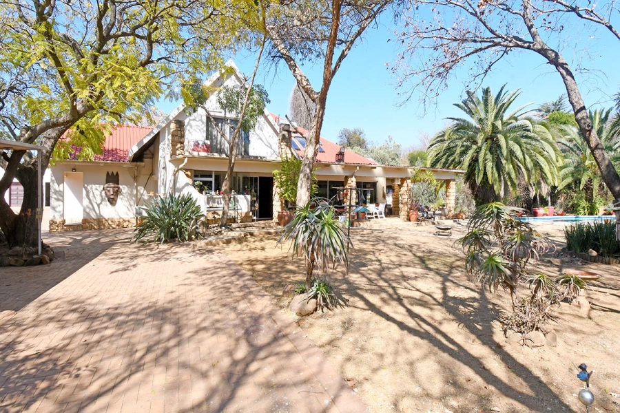 29 Bedroom Property for Sale in Chartwell Gauteng