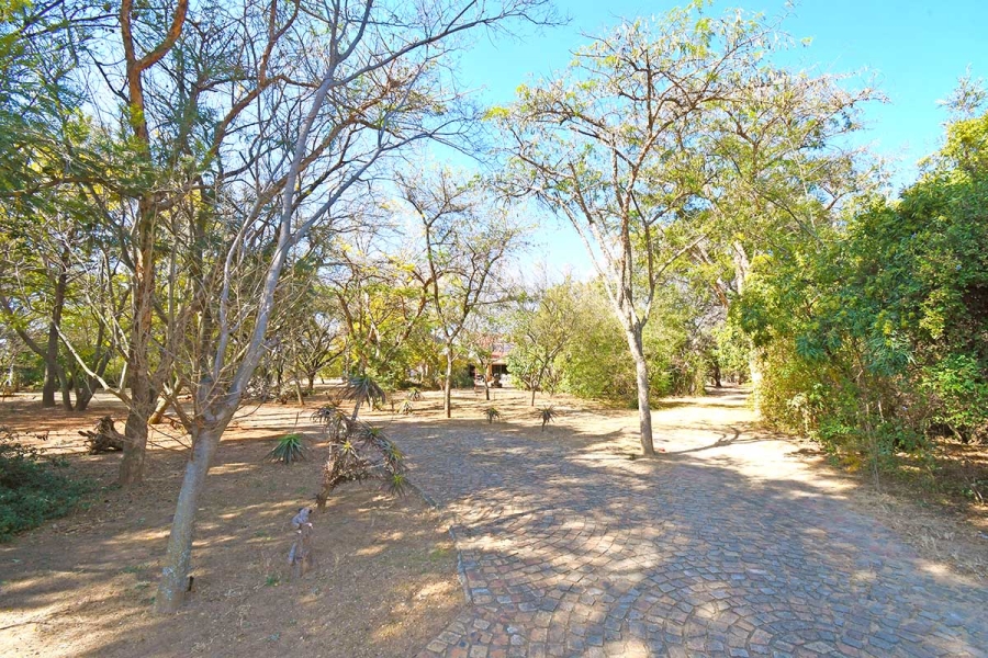 29 Bedroom Property for Sale in Chartwell Gauteng