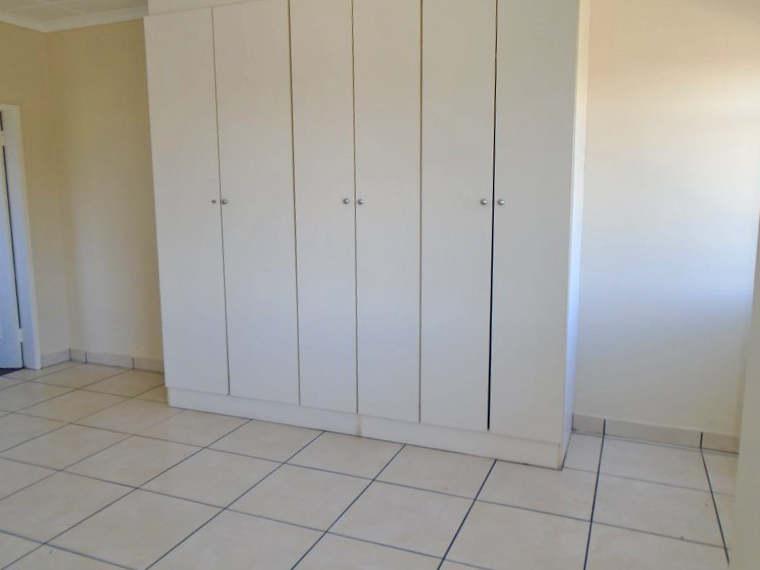 To Let 1 Bedroom Property for Rent in Victory Park Gauteng