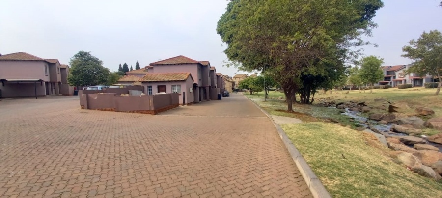 3 Bedroom Property for Sale in Castleview Gauteng