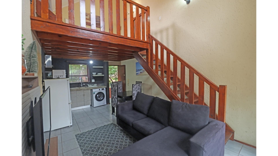 1 Bedroom Property for Sale in Magaliessig Gauteng