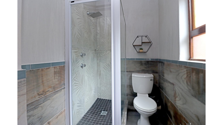 1 Bedroom Property for Sale in Magaliessig Gauteng
