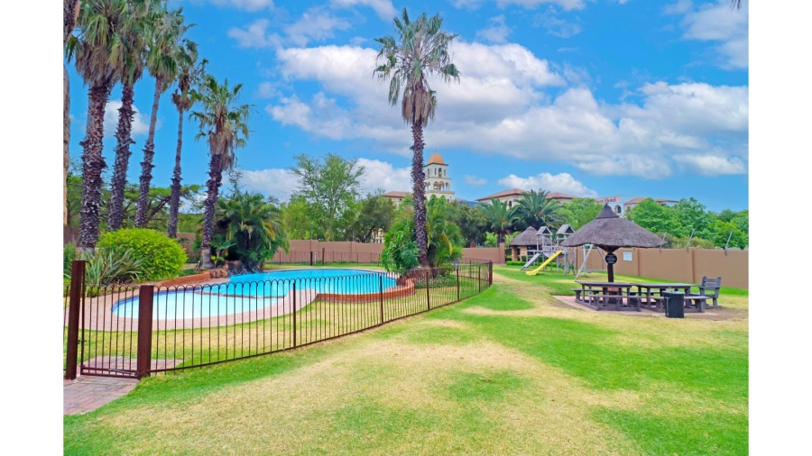 1 Bedroom Property for Sale in Magaliessig Gauteng