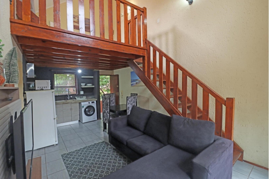 1 Bedroom Property for Sale in Magaliessig Gauteng