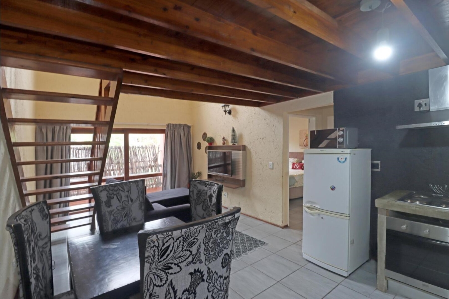 1 Bedroom Property for Sale in Magaliessig Gauteng