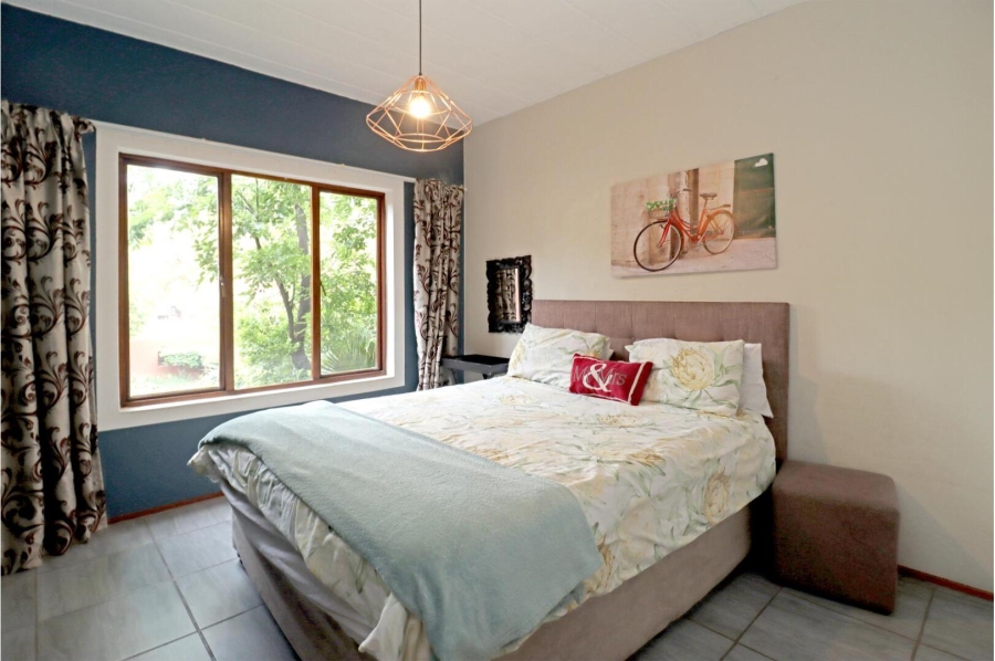 1 Bedroom Property for Sale in Magaliessig Gauteng