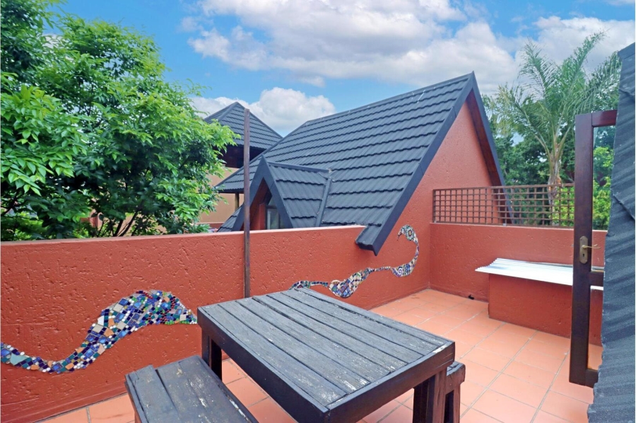 1 Bedroom Property for Sale in Magaliessig Gauteng