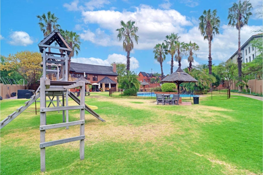 1 Bedroom Property for Sale in Magaliessig Gauteng