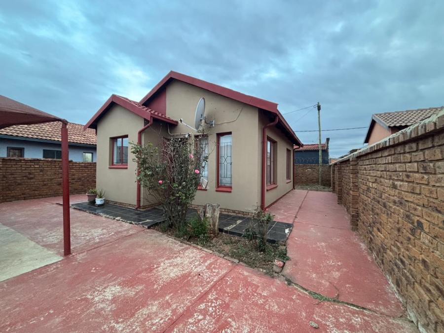 2 Bedroom Property for Sale in Mahube Valley Gauteng