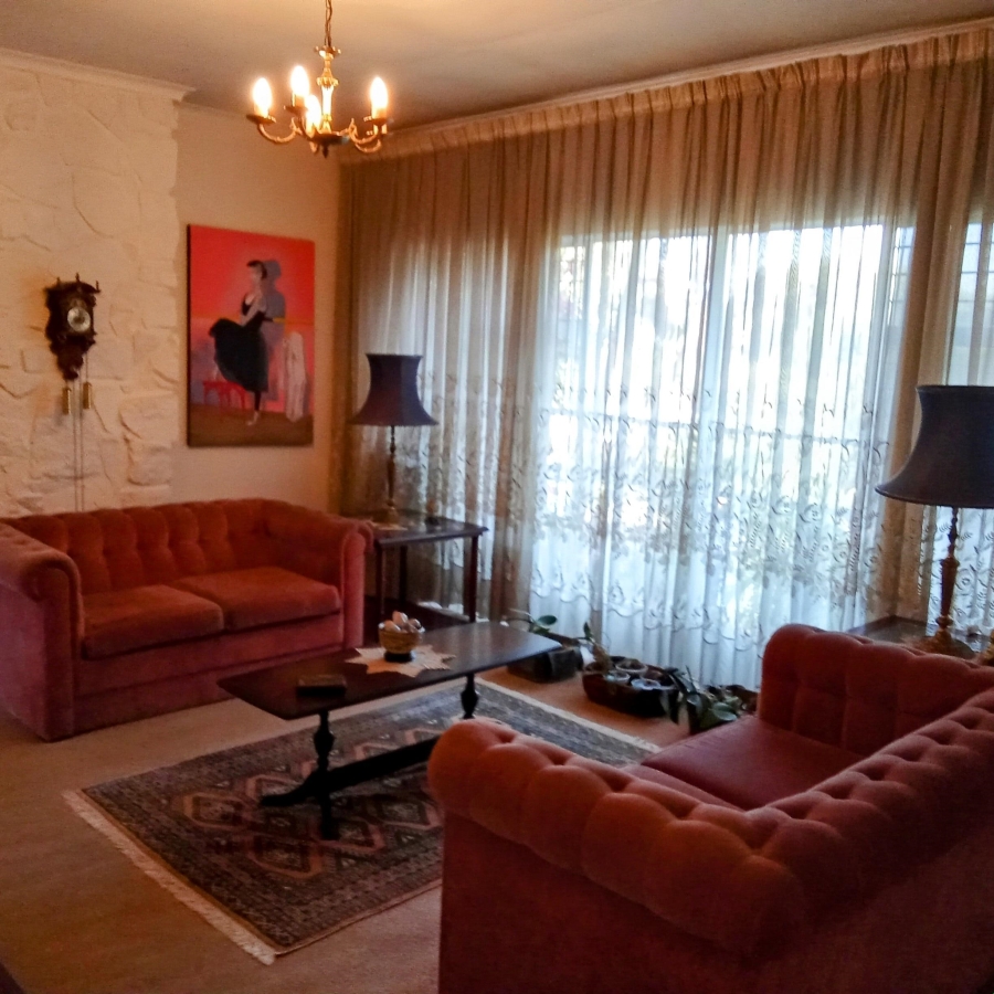 4 Bedroom Property for Sale in Florida Glen Gauteng
