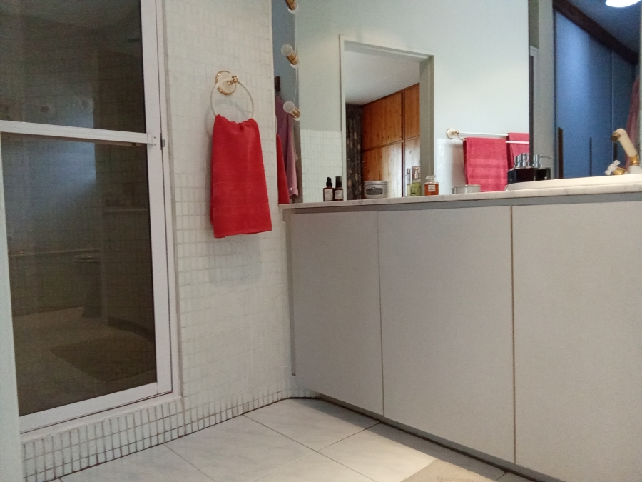 4 Bedroom Property for Sale in Florida Glen Gauteng