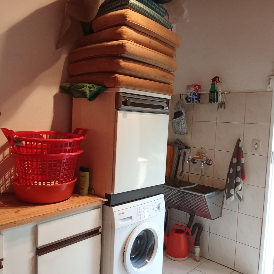 4 Bedroom Property for Sale in Florida Glen Gauteng