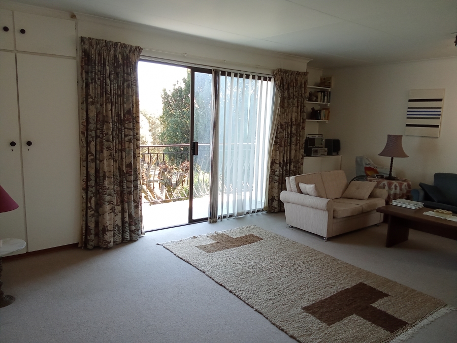 4 Bedroom Property for Sale in Florida Glen Gauteng