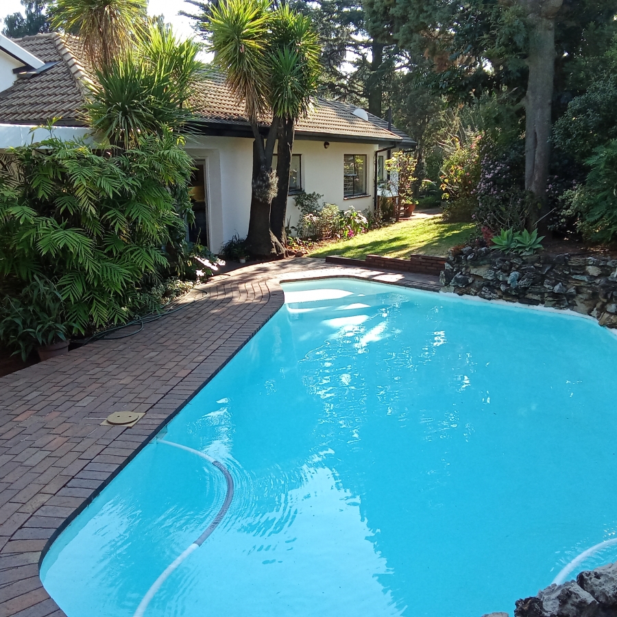 4 Bedroom Property for Sale in Florida Glen Gauteng