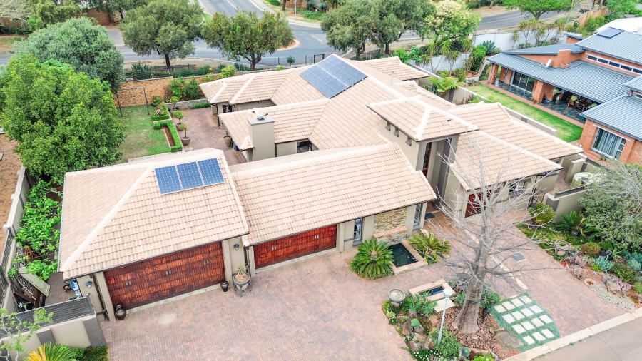 4 Bedroom Property for Sale in The Wilds Gauteng