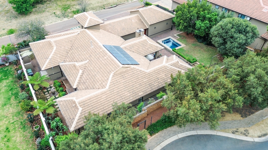 4 Bedroom Property for Sale in The Wilds Gauteng